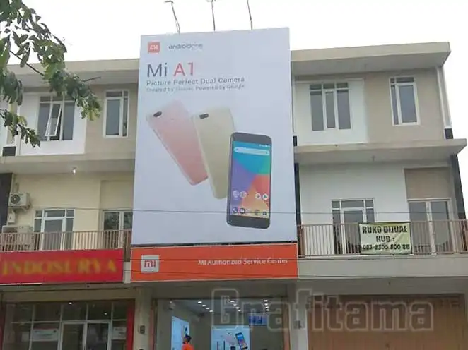 jasa-pembuatan-papan-billboard-brand-toko-konter-hp-sidoarjo